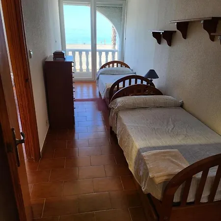 Casa Primera Linea Playa Tamarit Holiday home *
